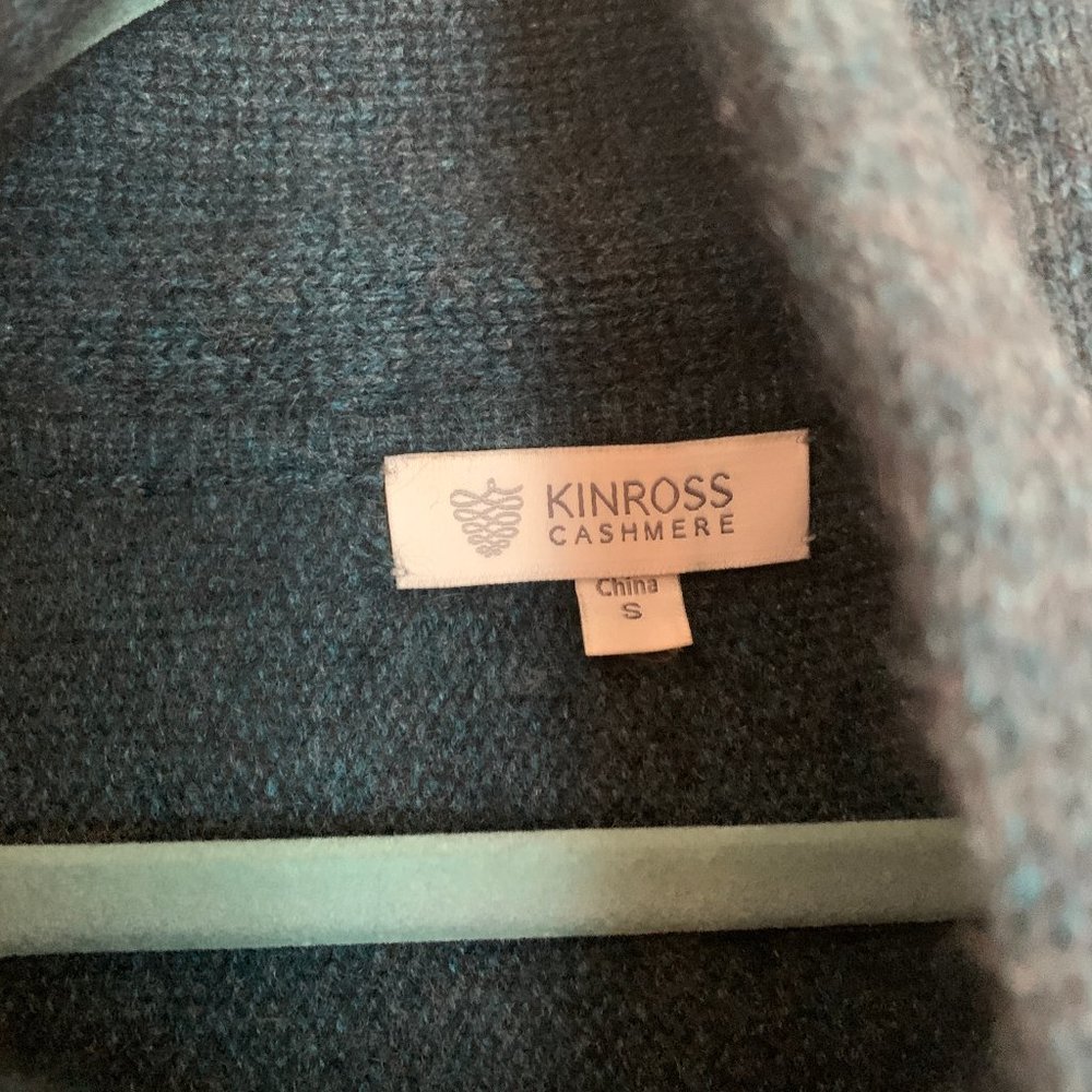 Kinross Cashmere Pullover Sweater - Picture 5 of 6